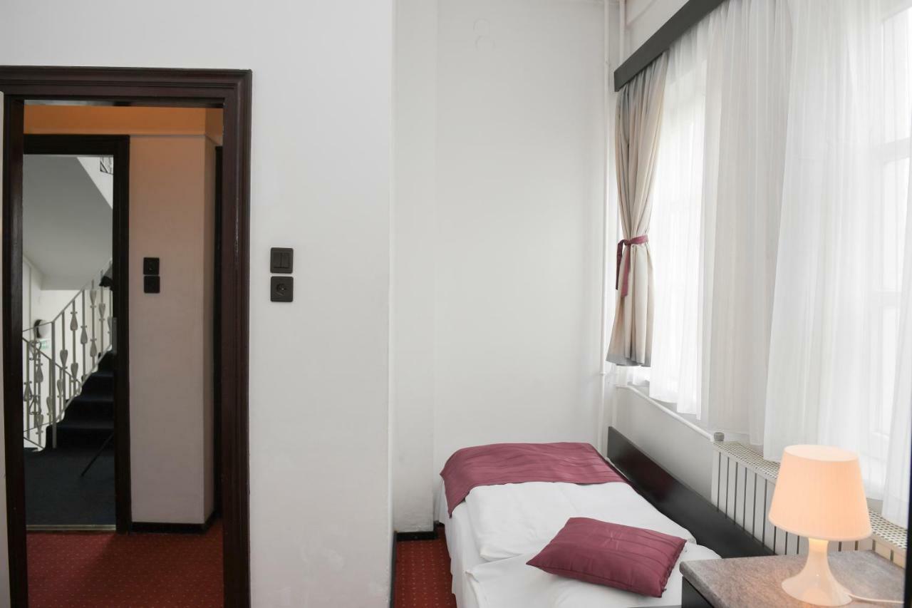 Budai Hotel Budapest Extérieur photo